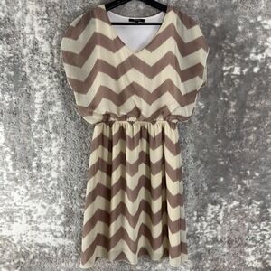 Espresso Size M Chevron Zig Zag V-Neck Elastic Waist Mini Dress Tan Short Sleeve